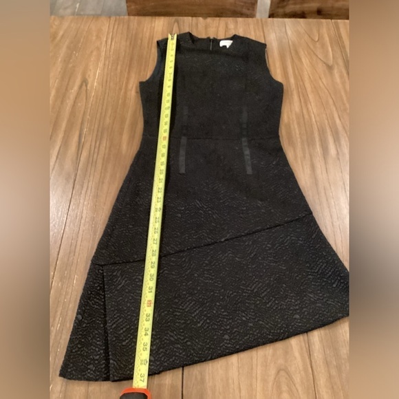 Carven black asymmetrical jaquered black sleeveless Shift Cocktail mini Dress 34 - Picture 4 of 16